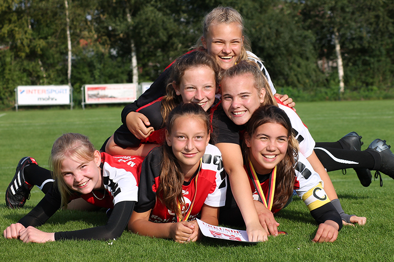 Haben sich für die Spiele um die Deutsche Meisterschaft der U14 qualifiziert - Svea Poppe, Marike Brunkhorst, Anni Schwarze, Marit Beneke, Kathleen Pott und Alina Meier.